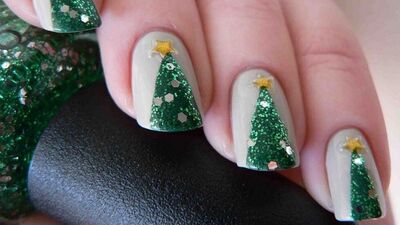 Yılbaşı gecesi görüntünüzü şık ve bakımlı ellerle tamamlamak için 6 öneri