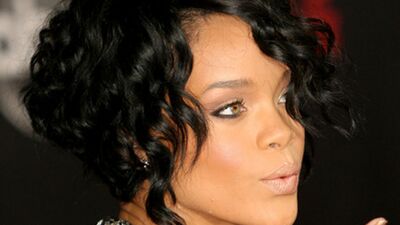 Saçını kestirmek isteyenler için 10 ünlünün favori saç trendleri...