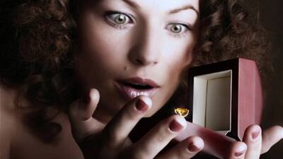 Yılbaşında kadınları birbirinden şık takılarla mutlu edin