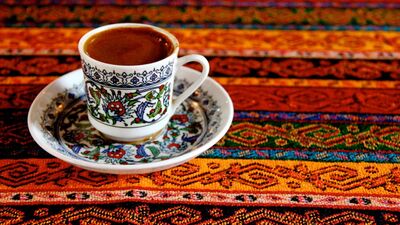Bir fincan kahvenin 40 yıl hatırı var mıdır?