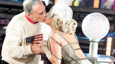 Dünya yeni yılı umut ve büyük coşkuyla karşıladı