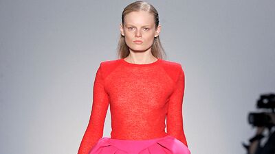 Yıllar sonra boyut değiştiren peplum modası