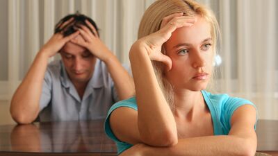 Mutlulukla başlayan bir ilişki niye çıkmaza girer?