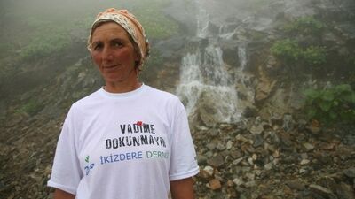 İlk kadın yönetmenden yüzyıllık kehanet!