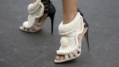 Şarkıcı ve ayakkabı tasarımcısının işbirliği ile tasarlanan bir ayakkabıya 5 bin dolar verir miydiniz?