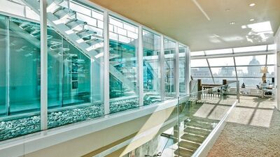 Hangi ünlü şarkıcı evini 18 milyon dolara satıyor?