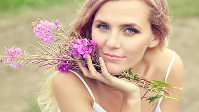 Cildinize bahar canlılığı gelsin!