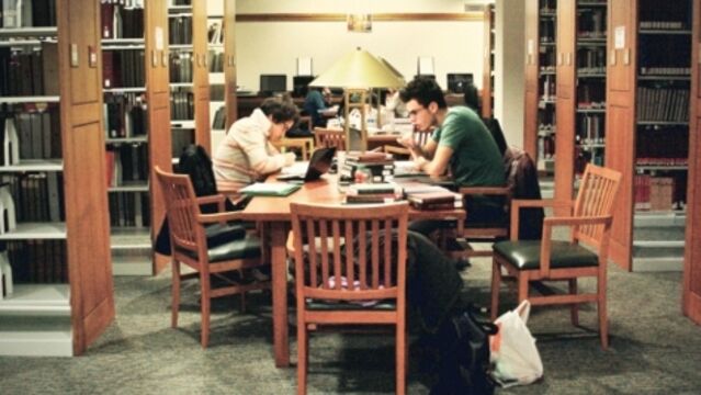 İstanbul&#039;da &quot;gececi&quot; kütüphane haftası başlıyor...