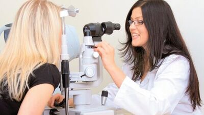 Her 2 kişiden 1'inde göz bozukluğu var