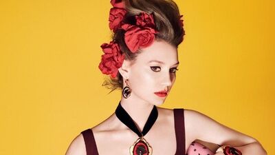 Yeni sezonda kadınların vazgeçilmezi olacak Plongé çantalar...