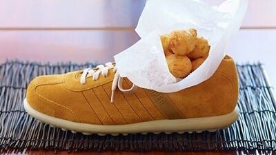 Yemeğinizi ayakkabıda alır mısınız?