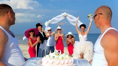 Plaj düğününe davetliyseniz...