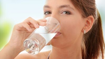 Sağlık için bol bol su için!