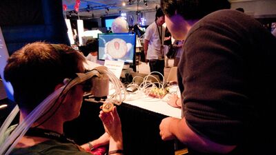 Bu gözlükle yemek yiyen zayıf kalıyor!