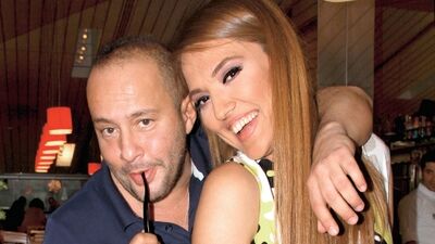 Demet Akalın: 'Uyurken bile el ele tutuşuyoruz'