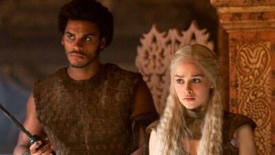 Game of Thrones yeni bölümü ile izleyenleri büyüledi!