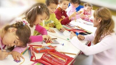 Çocuklar kalem ve kağıdı bilgisayardan daha değerli buluyor!