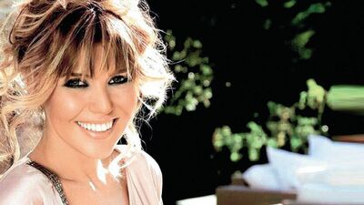 Ağzından nefret salyaları akıyor