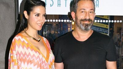 Cem'den eşine tam destek