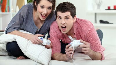 Arkadaşlarınızın nefret ettiği bir çiftsiniz, çünkü...