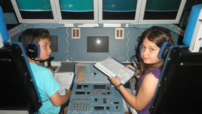 Alev'li öğrenciler "uzay kampı"nda yerçekimine meydan okudu!