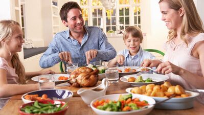 Bu yiyecekleri çocuklara yedirmemeli