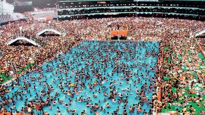 Havuzlarda serinlemek isterken hasta olmayın