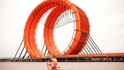 Arabalar yer çekimine karşı koydu!