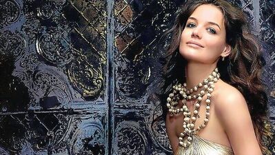 Katie Holmes: 'Tom yüzünden kişiliğimi kaybettim'