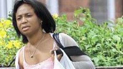 Oğlu milyoner annesi temizlikçi!