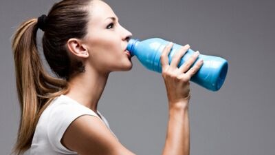 Yaşlılıkla savaşmanıza yardımcı olacak 5 içecek!