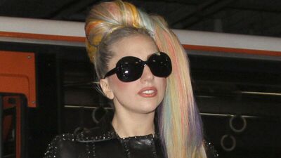 Lady Gaga: "Sahilde sevişirim barda soyunurum!"