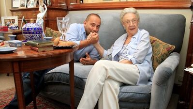 Betül Mardin: "Çok flört ettim çok şükür"