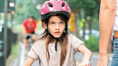 Suri çocuk gibi yaşamaya başladı!