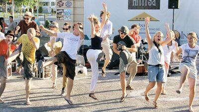 Dünyanın en hızlı senfoni grubu!