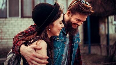 İlk buluşmada bu yiyeceklerden uzak durun!