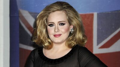 Hamile Adele gizlice evlendi!