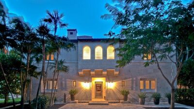 Ünlü şarkıcının Miami sahilindeki dillere destan malikanesi!