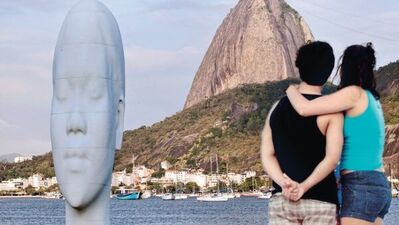 Denize kadın büstü dikildi!