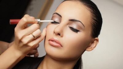 Makyaj malzemesi seçerken dikkat etmeniz gereken 7 kural!