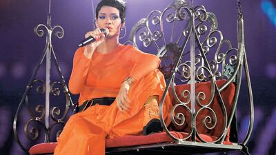 Kapanışı Rihanna yaptı!