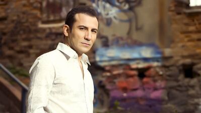 Ferhat Göçer: "Kombine sanatçı olmak şart oldu!"