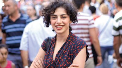 Paris'te Saint Denis İstanbul'da Mahmutpaşa…