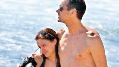 Sevgilisiyle aşk tatilinde!