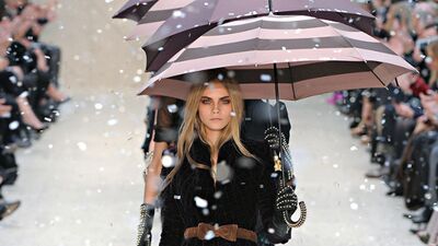 Burberry 2012 Sonbahar / Kış koleksiyonu...