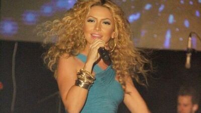 "Aşk kaç beden giyer" dizi oluyor!