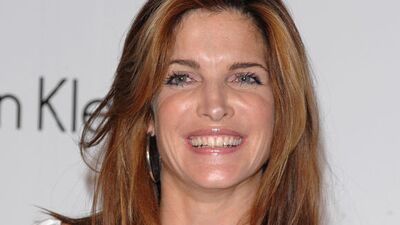 4 çocuk annesi ve 44 yaşında!