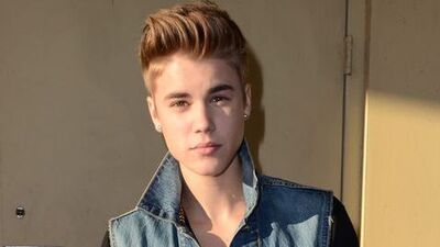 Konserde çıplak fotoğrafları çalındı!