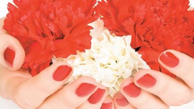 Yüzümüzü önemsiyor ellerimizi ihmal ediyoruz!