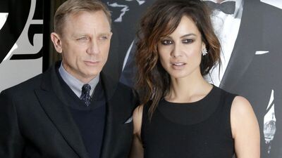 Berenice Marlohe donla sevişmiş!